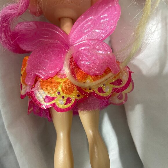 Magic Mixies Pixlings Flitta The Butterfly Fashion Doll Articulated Arm No Shoes - Picture 5 of 16